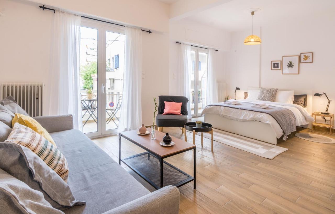 Wide Comfy Studio Apartment Centrally Located In Thissio Atenas Exterior foto